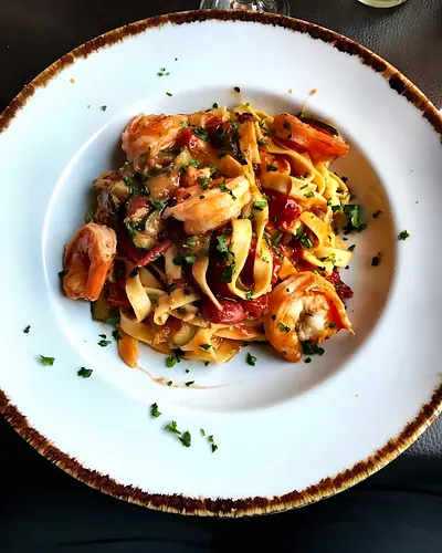 Tagliatelle with scampi